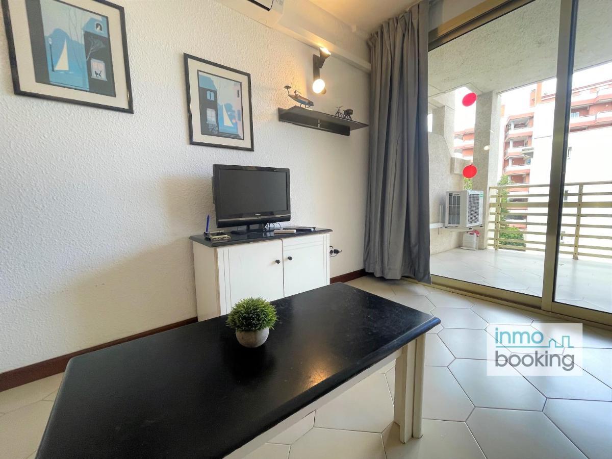Novelty 2 Salou, Climatizado, Piscina Y Playa Apartment *